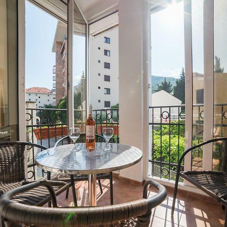 Maka&Isa Apartment Budva Luaran gambar